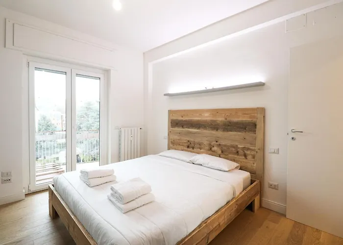 Διαμέρισμα Modern Deluxe 2 - 15min Colosseum & Metro 5min - Ac, Wifi *